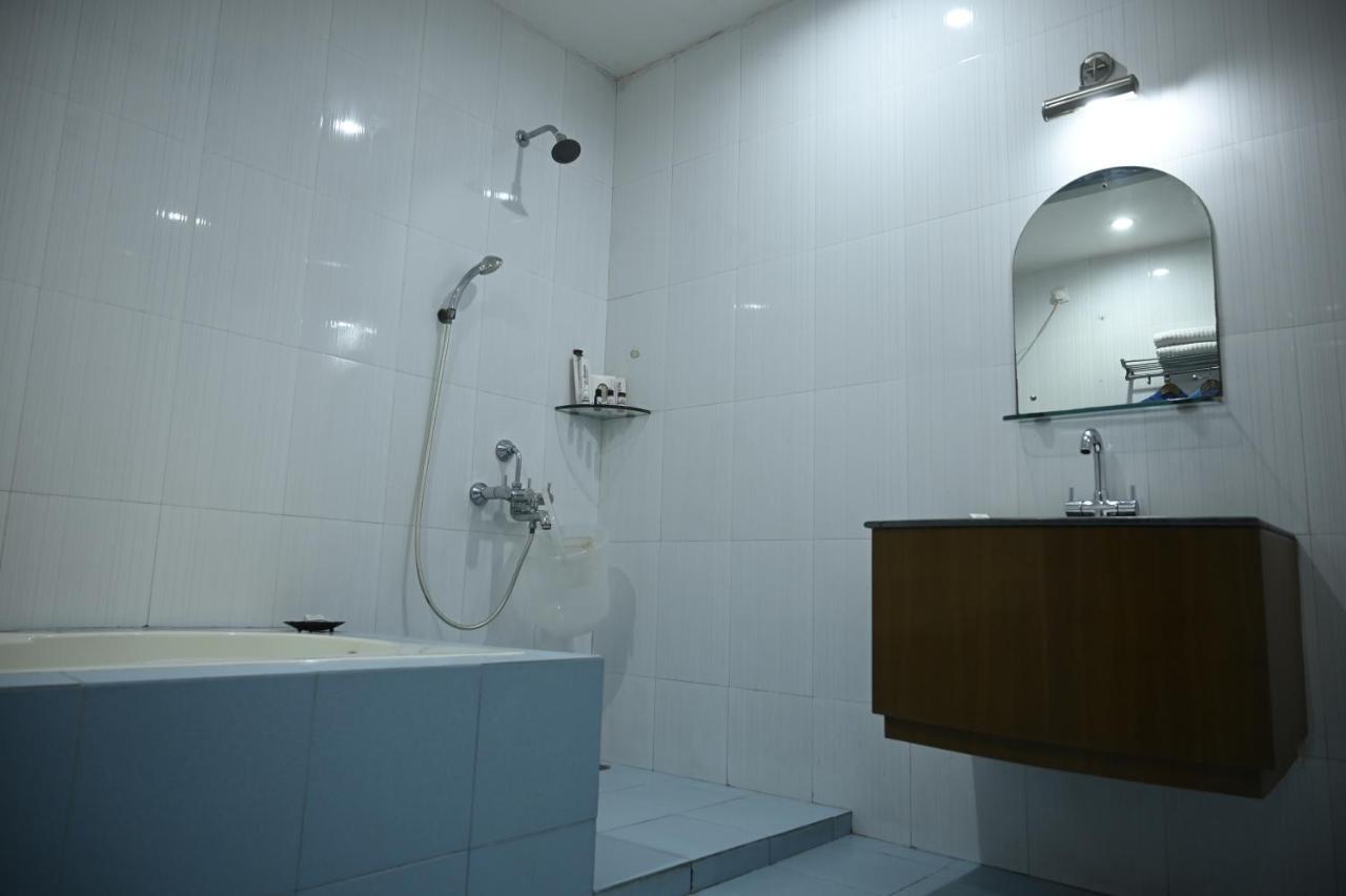Hotel Dooars Mountain Alipur Duar Dış mekan fotoğraf